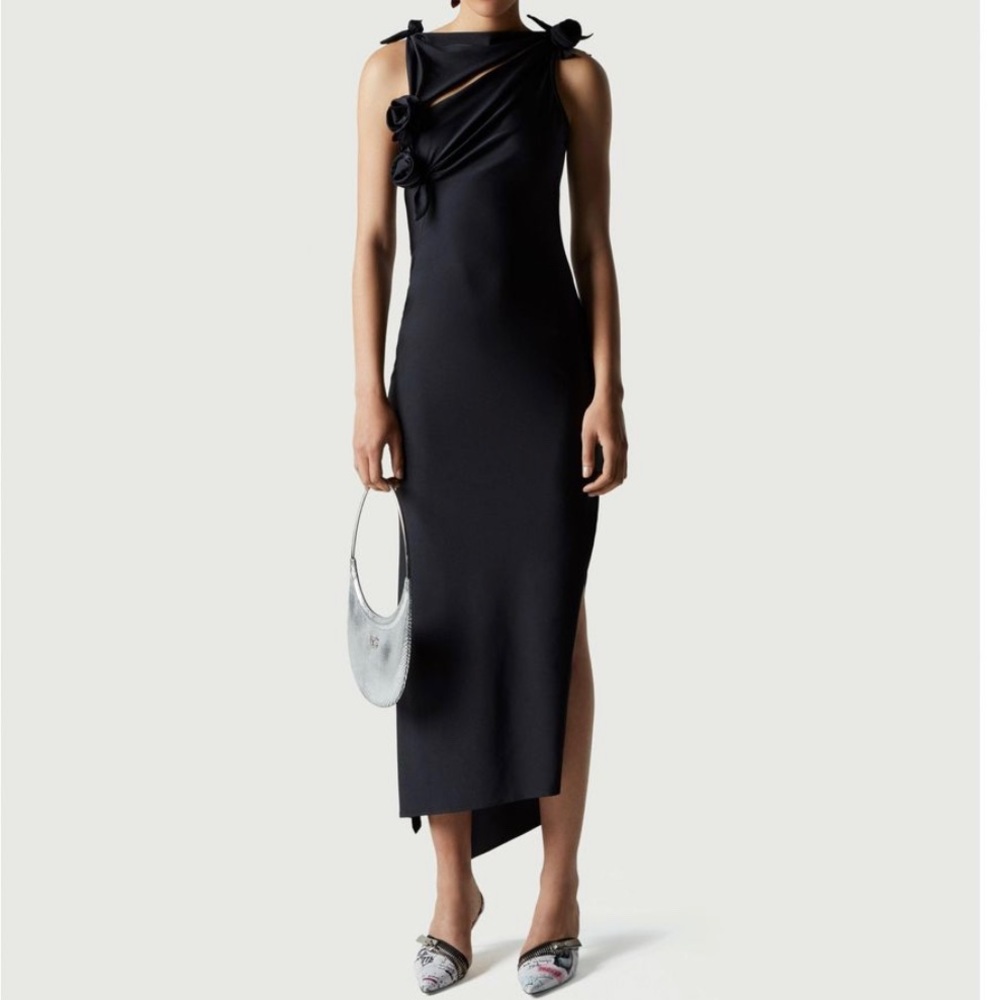 Coperni asymmetric flower gown